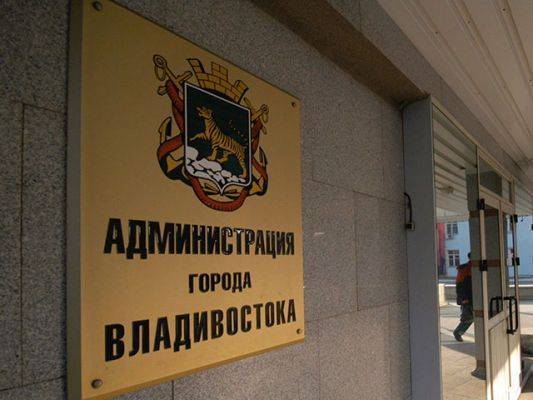 Обыски в мэрии Владивостока: на дорожном нацпроекте украли 17 млн рублей
