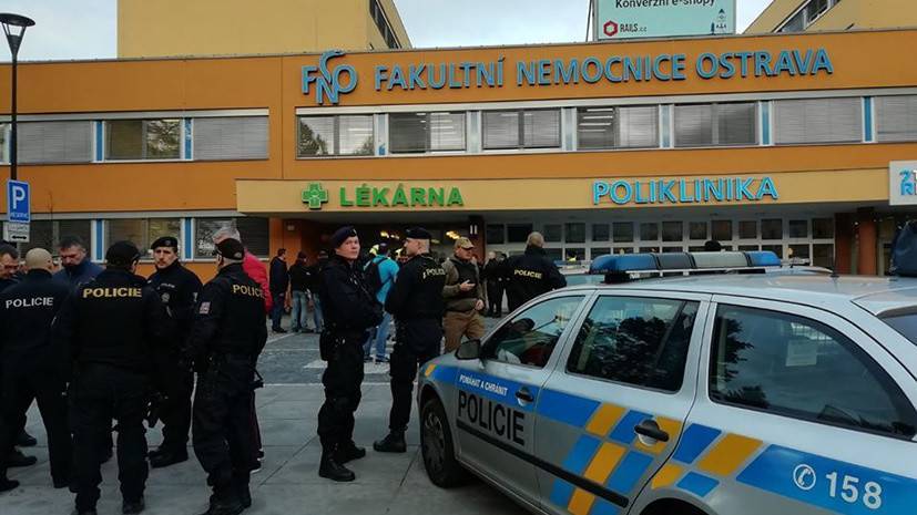 Четыре человека погибли при стрельбе в чешской больнице