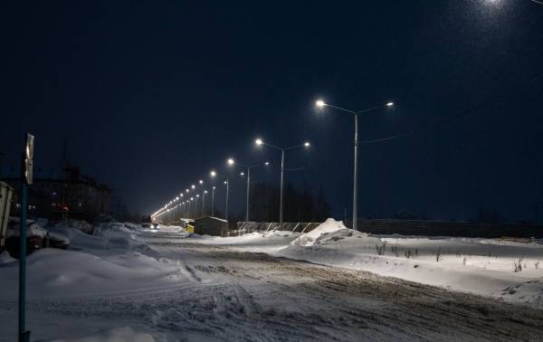 В старой части Нижневартовска гулять стало комфортно - установлены 100 фонарей