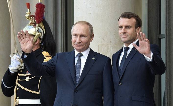 Нихон кэйдзай: встреча в Париже и скрытые намерения Путина