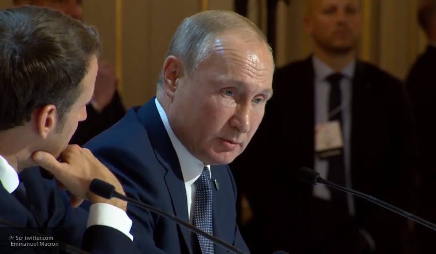 Диалог Путина и Зеленского в Париже был конструктивным, заявил Песков