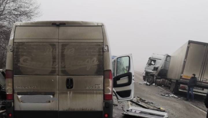 Появились кадры с места ДТП, унесшего жизни пяти человек в Воронежской области
