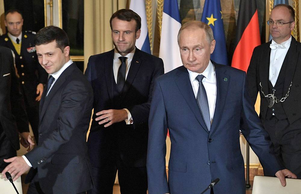 Макрон прервал личную беседу Путина и Зеленского в Париже
