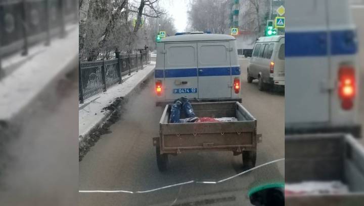 В Башкирии полицейские возили труп по городу в прицепе машины
