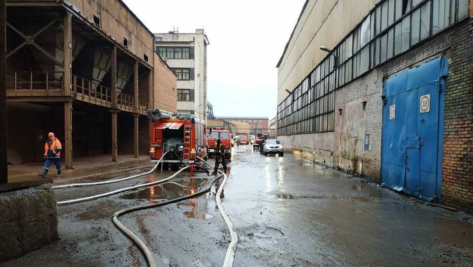 Пожар на территории Кировского завода в Петербурге ликвидирован
