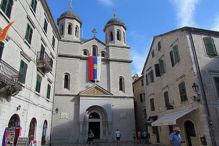 Правительство Черногории внесло в парламент закон против Сербской Церкви