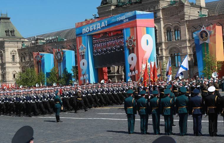 Путин проследит за «гламурными» людьми на параде Победы в Москве