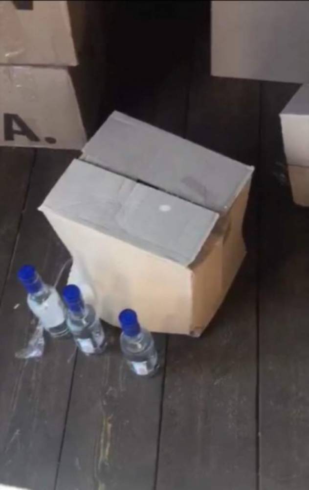 В Архангельской области из нелегального оборота изъяли 120 литров паленого алкоголя