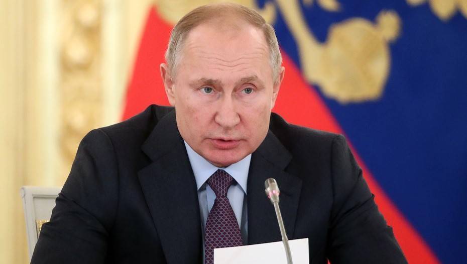 "Я тоже вас услышал": Путин пообещал подумать над выходным 31 декабря