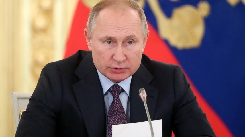 Путин пообещал рассмотреть предложение сделать 31 декабря выходным днем