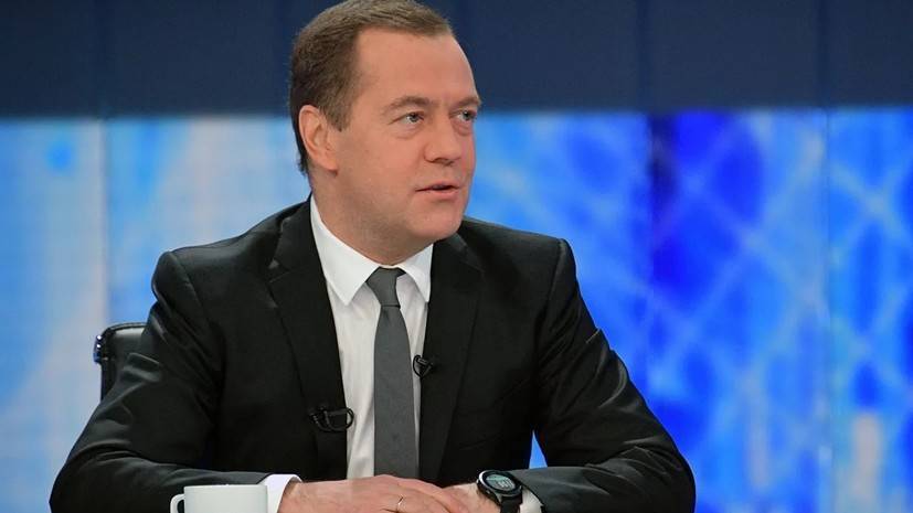 Медведев привёл примеры импортозамещения в России