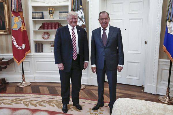 Трамп предостерег Лаврова от вмешательства России в выборы в США