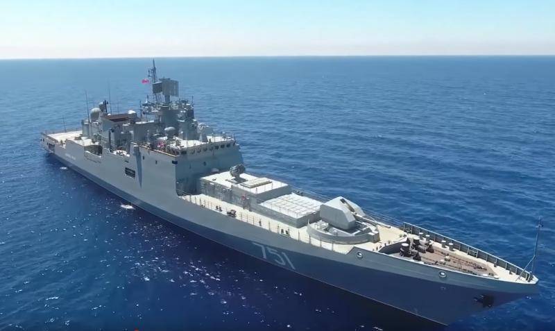 Фрегат Черноморского флота выстрелил крылатой ракетой «Калибр»