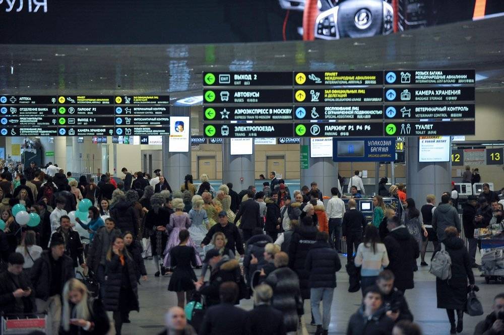 Около 70 рейсов задержано и отменено в столичных аэропортах