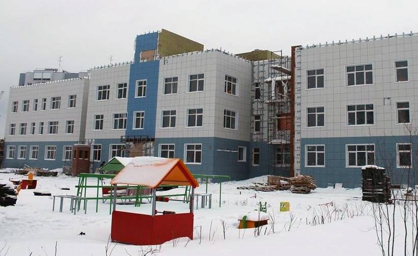 В Кемерове проверили строительство детских садов