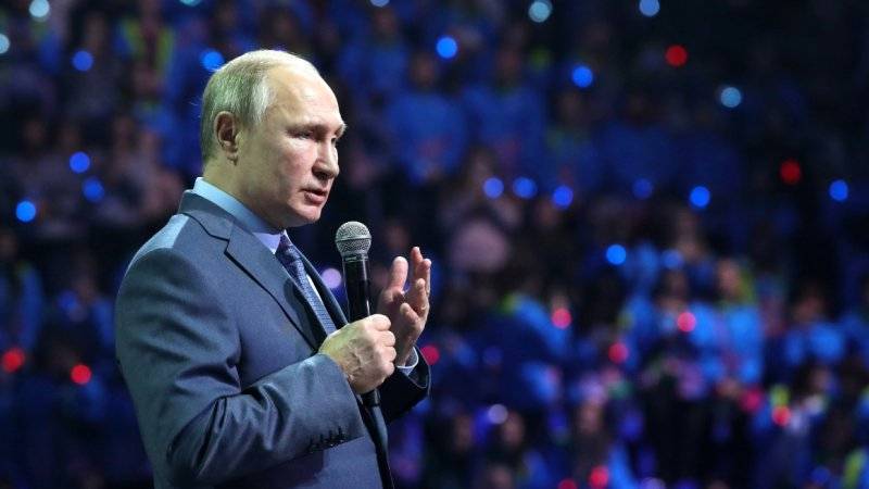 Звания Героев РФ присваиваются гражданам страны, невзирая на их национальность — Путин