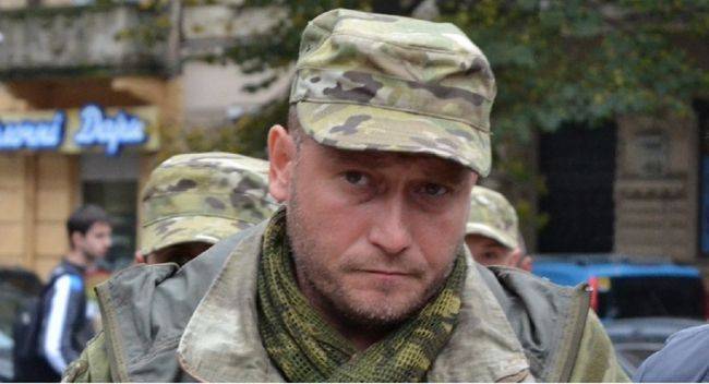 Ярош призвал отказаться от Минских соглашений и начать войну на Донбассе