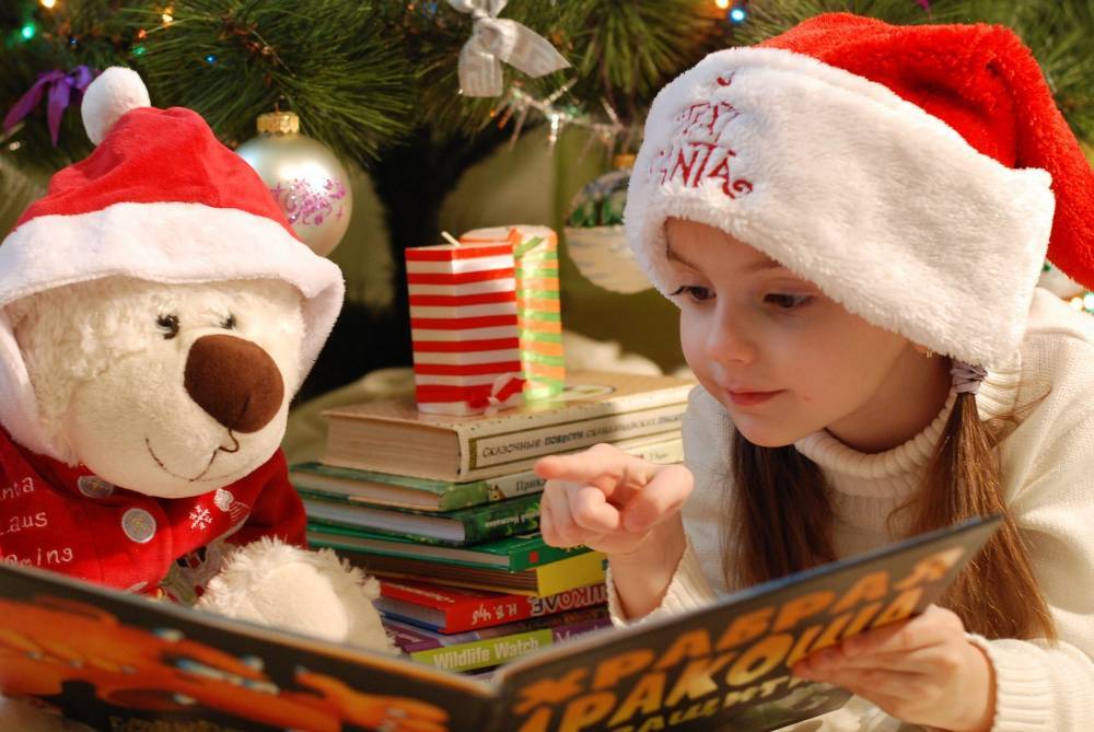 Стало известно, каких подарков ждут российские дети к Новому году
