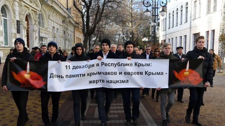 "Марш живых": в Крыму почтили память расстрелянных евреев и крымчаков