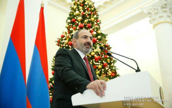 Пашинян озаботился армянской «эстетикой» на Новый год: будет как в Давосе?