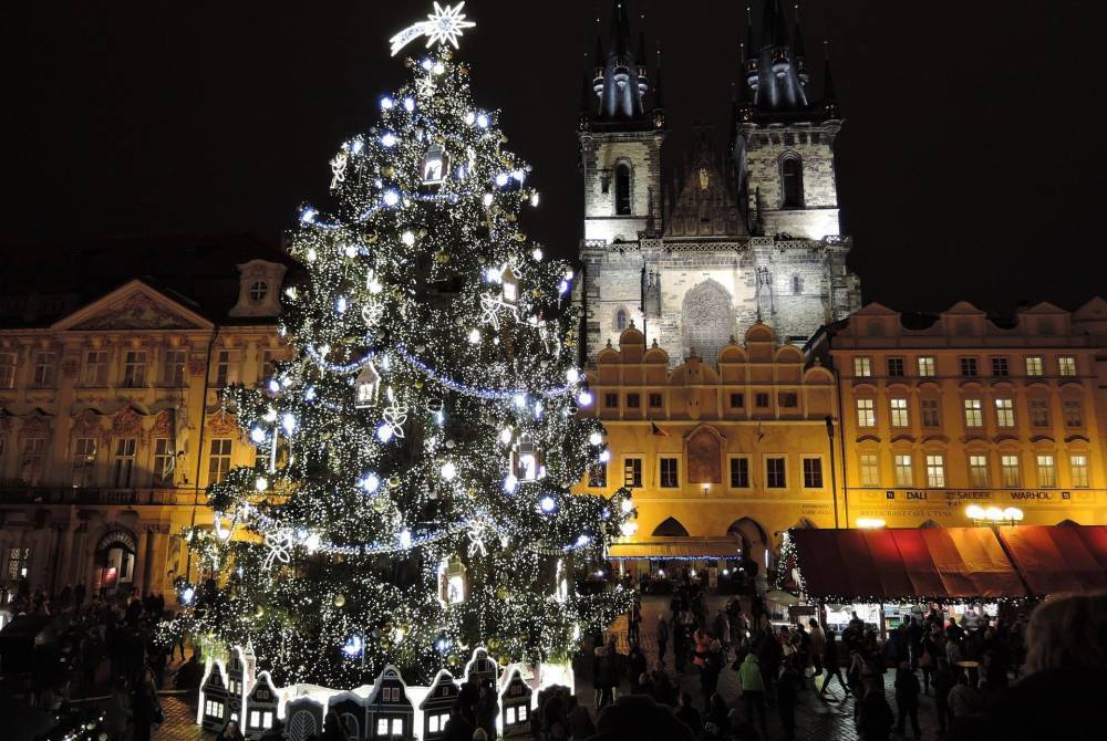 Названы самые популярные у россиян европейские города в Рождество