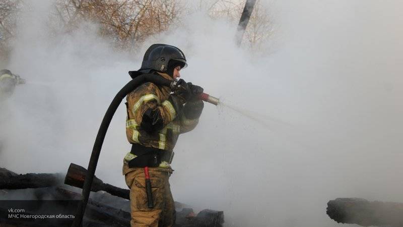 Пожар произошел на лакокрасочном заводе в Екатеринбурге
