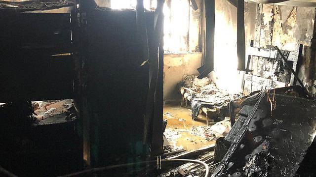Пожар в Иерусалиме: два человека чуть не сгорели заживо