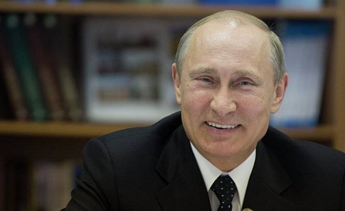Foreign Policy (США): чему улыбается Путин?