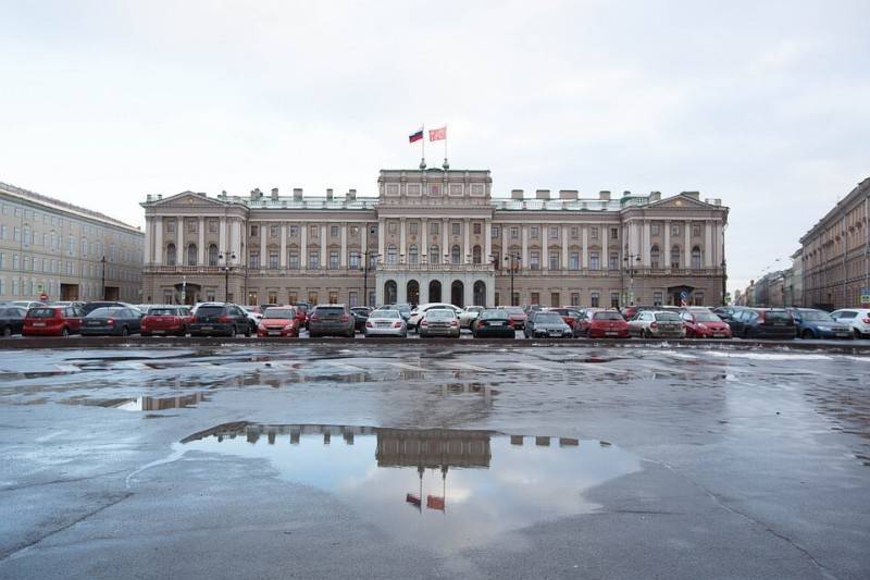 Парламент Петербурга отметит 25-летний юбилей