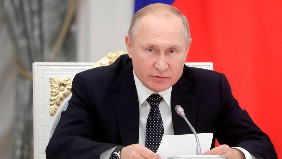 Путин поручил подумать над дополнительными выплатами ветеранам перед юбилеем Победы