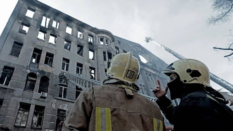 Количество погибших при пожаре в одесском колледже выросло до 13
