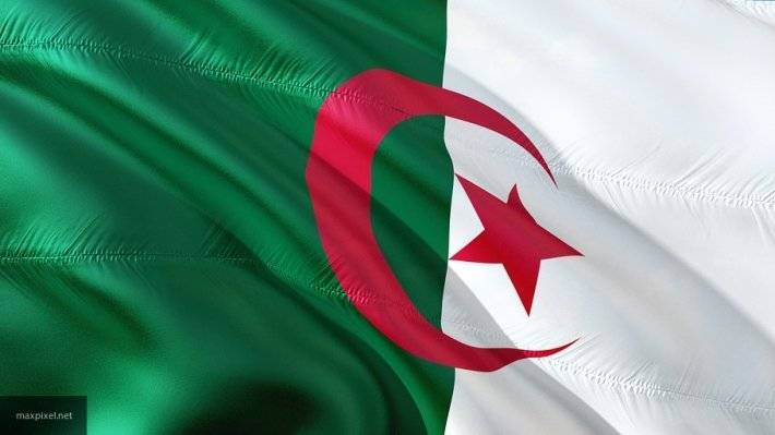 На должность президента Алжира претендуют пять кандидатов