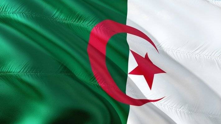 Президентские выборы стартовали в Алжире