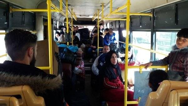 Более 850 сирийских беженцев вернулись домой за последние сутки