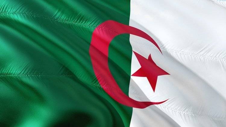 Выборы президента Алжира пройдут 12 декабря