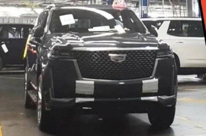 В&nbsp;интернете появились первые фото нового Cadillac Escalade