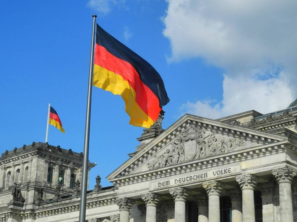 Депутат бундестага раскритиковал власти Германии за скандал с высылкой дипломатов