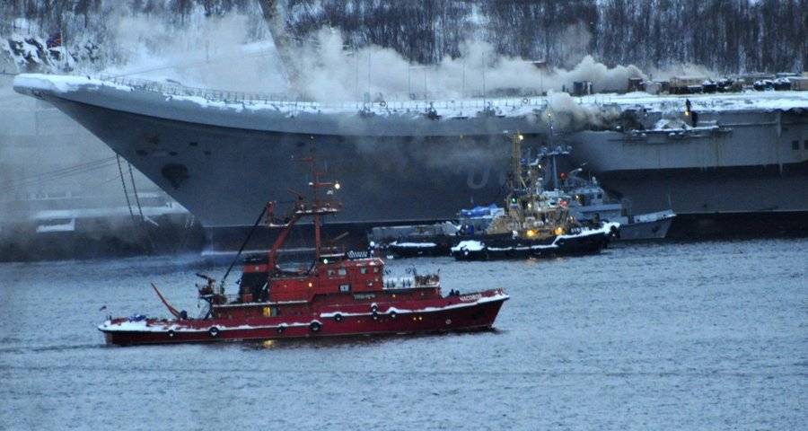 Возросло число пострадавших при пожаре на крейсере "Адмирал Кузнецов"
