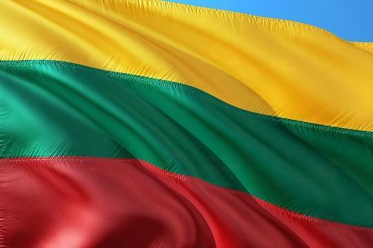 Президент Литвы высказался за продление антироссийский санкций