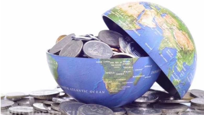 Андрей Мовчан: «В России растет только один бизнес - выкачивание денег из населения»