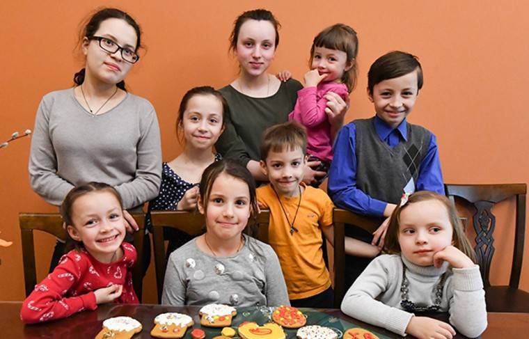 Россияне рассказали, сколько детей должно быть в идеальной семье