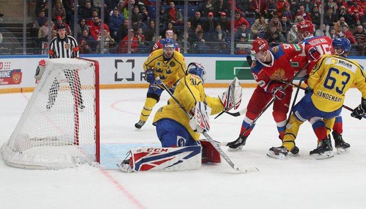 Сборная России по хоккею уступила Швеции на старте Кубка Первого канала