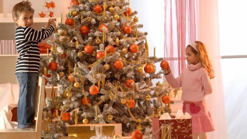 Как украсить новогоднюю елку, чтобы обрести счастье в год Белой металлической крысы