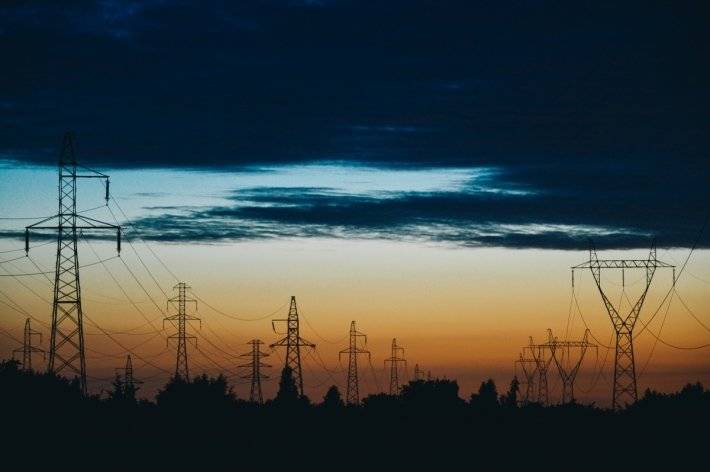 Импорт электроэнергии из России возобновлен — украинские СМИ