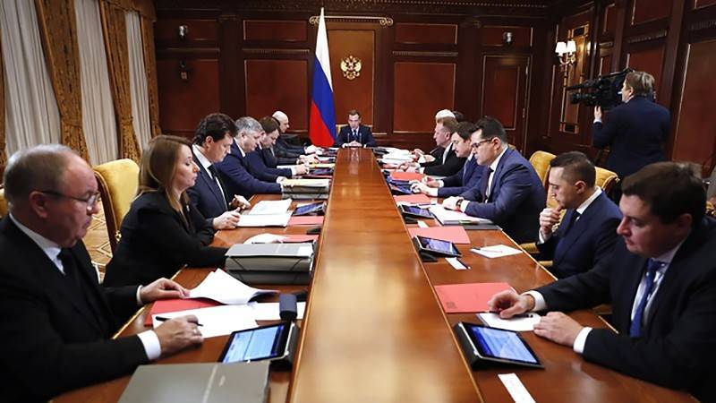 Медведев подвел итоги работы ВЭБа