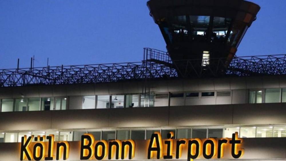 В аэропорту Кельн/Бонн в чемоданах обнаружили больше миллиона евро наличными