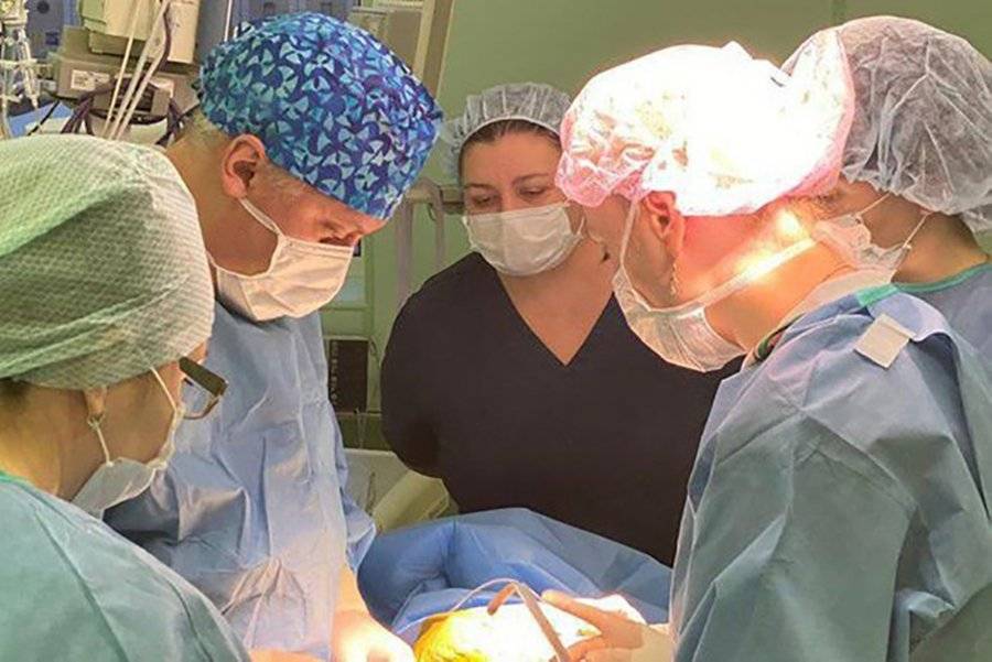 Каабак провел первую операцию после возвращения в НМИЦ здоровья детей