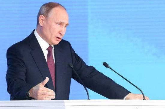 В пресс-конференции Путина будут участвовать около двух тысяч журналистов