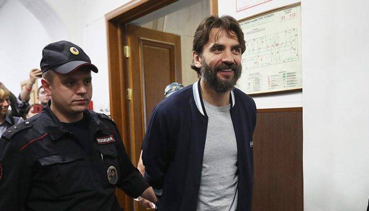 СК попросил арестовать новую фигурантку дела экс-министра Абызова