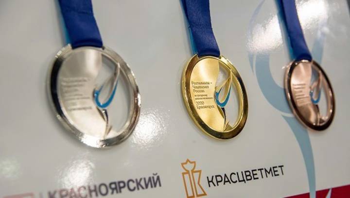 В Красноярске показали медали чемпионата России по фигурному катанию
